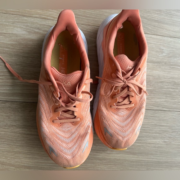 Hoka One One Arahi 6 Womens Size 8B Orange Walking Shoes - Picture 9 of 10